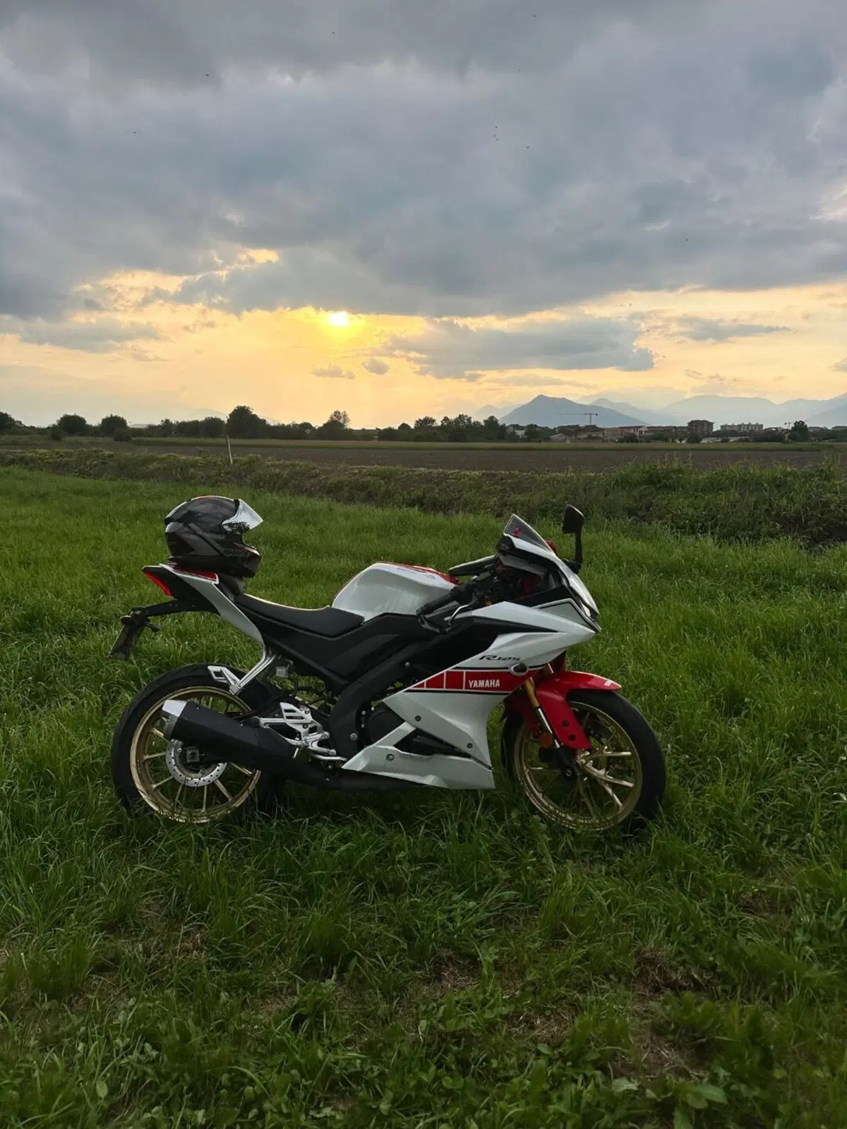 Yamaha YZF R125 (2021 - 22) (8)