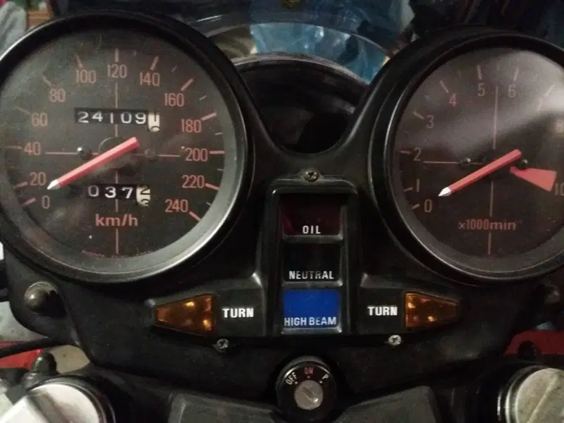 Honda CB900F Bol D'or Boldor (5)