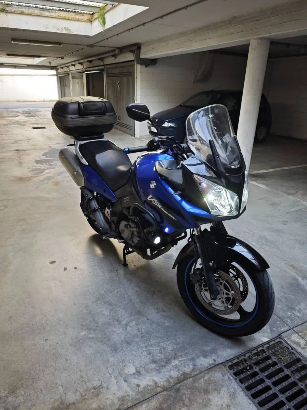 Suzuki V-Strom 650DL (2006 - 07) (2)