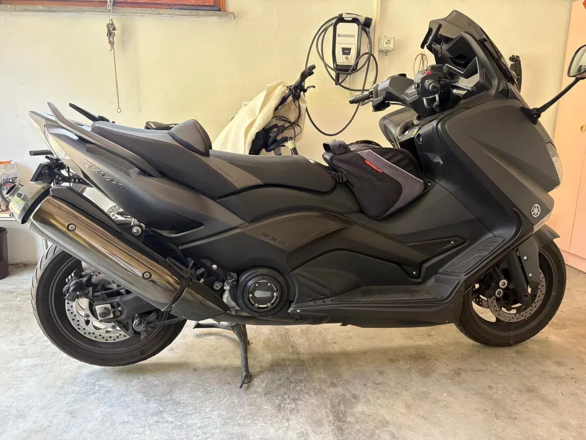 Yamaha T-Max 500 (2008 - 12) (2)