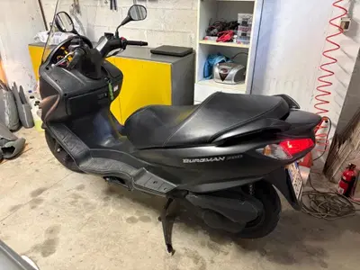 Suzuki Burgman UH 200 (2017 - 20) usata
