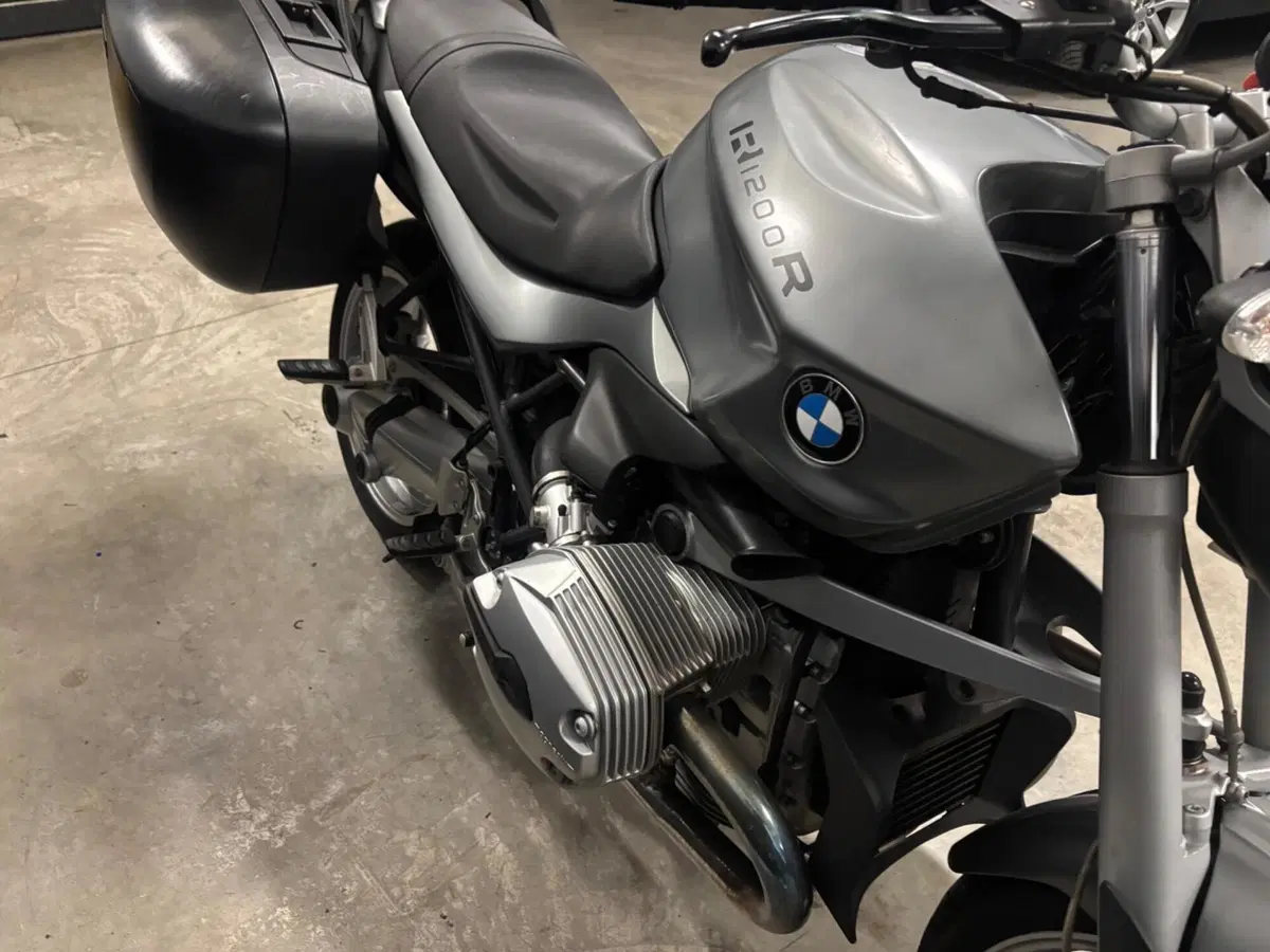 Bmw R 1200 R (2006 - 11) (4)
