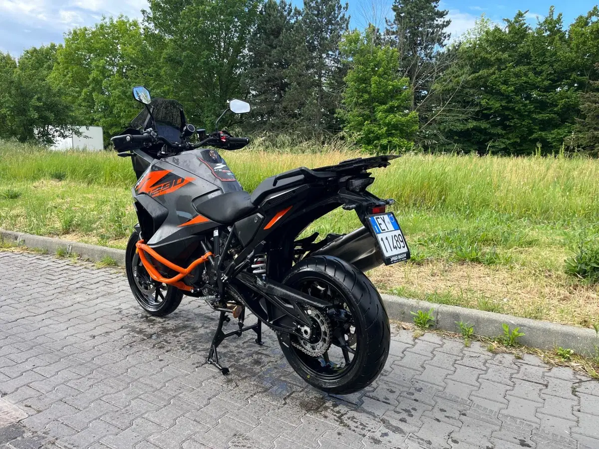 KTM 1290 Super Adventure S (2021) (8)