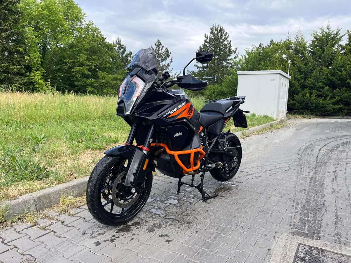 KTM 1290 Super Adventure S (2021) (9)