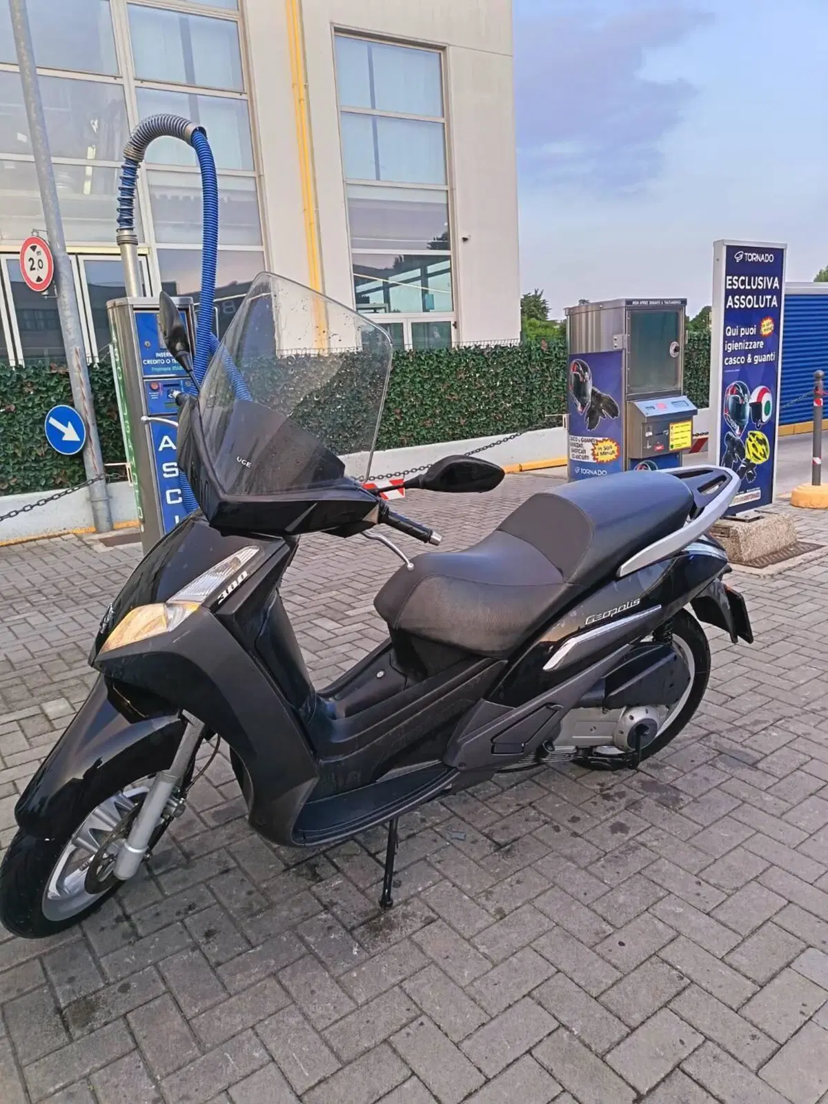 Peugeot Geopolis 300 (2013 -15) (5)