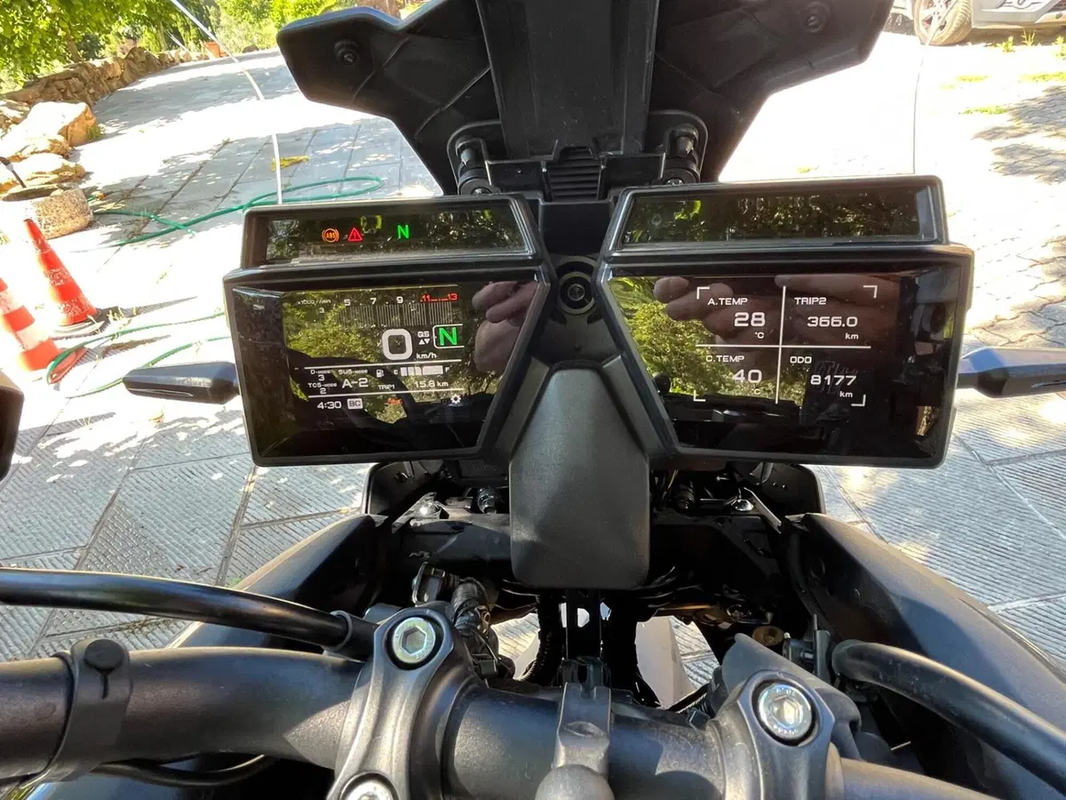 Yamaha Tracer 9 GT (2021 - 24) (7)