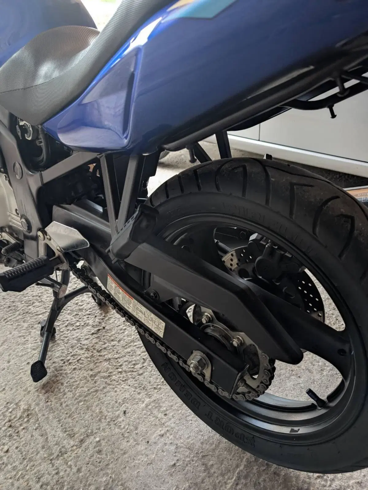 Suzuki GS 500 F (2004 - 06) (9)