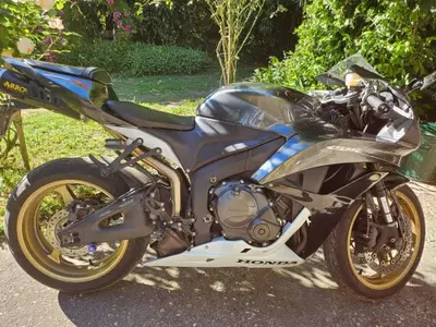 Honda CBR 600 RR (2007 - 08) usata