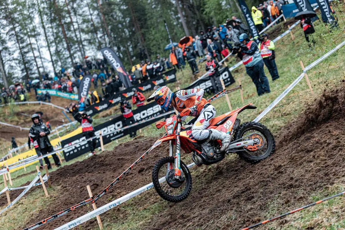EnduroGP26 #6 Finlandia D2. Botta e risposta, Garcia-Verona, KTM. Tutti gli altri dietro [VIDEO] (17)