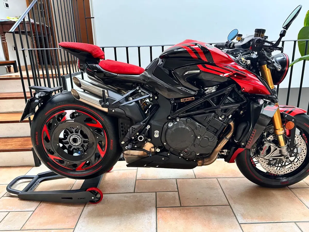MV Agusta Rush 1000 (2023 - 26) (2)