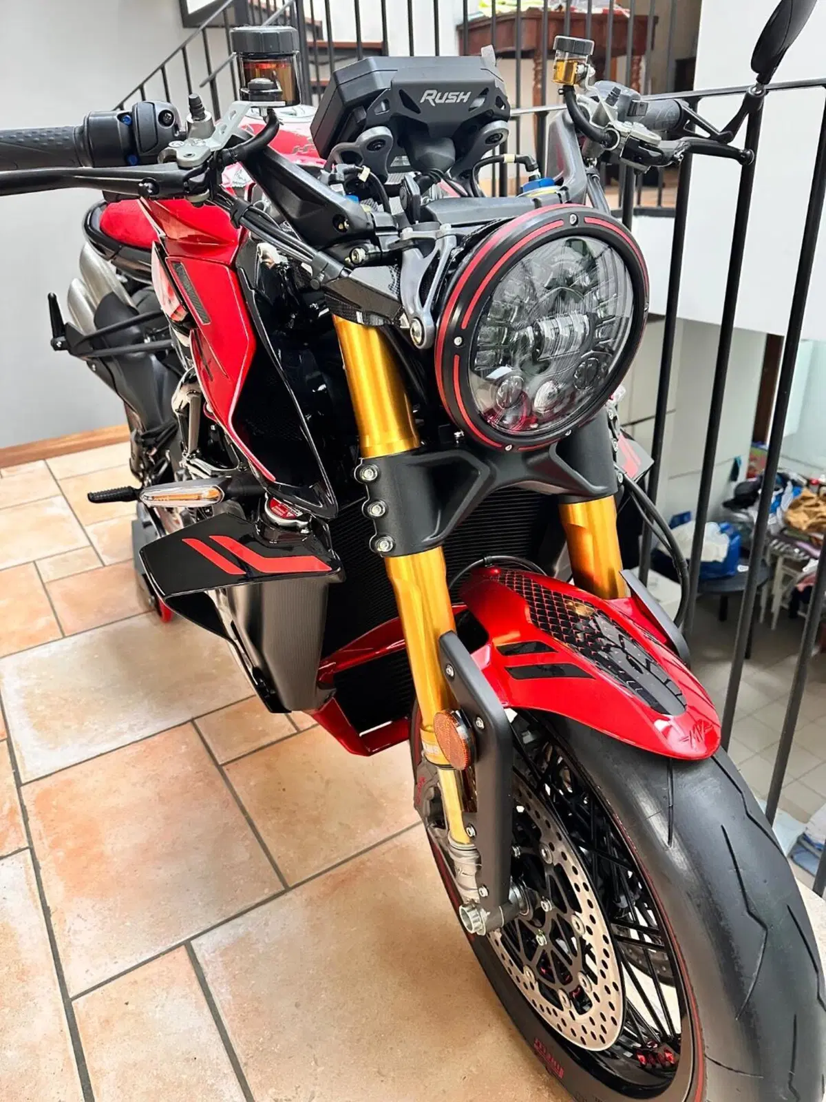 MV Agusta Rush 1000 (2023 - 26) (4)