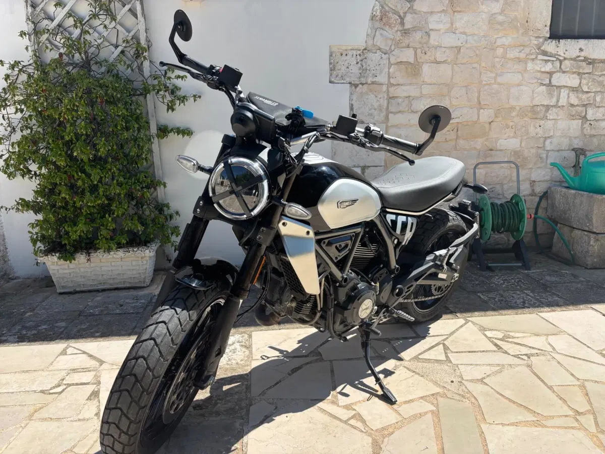 Ducati Scrambler 800 Icon (2023 - 24)