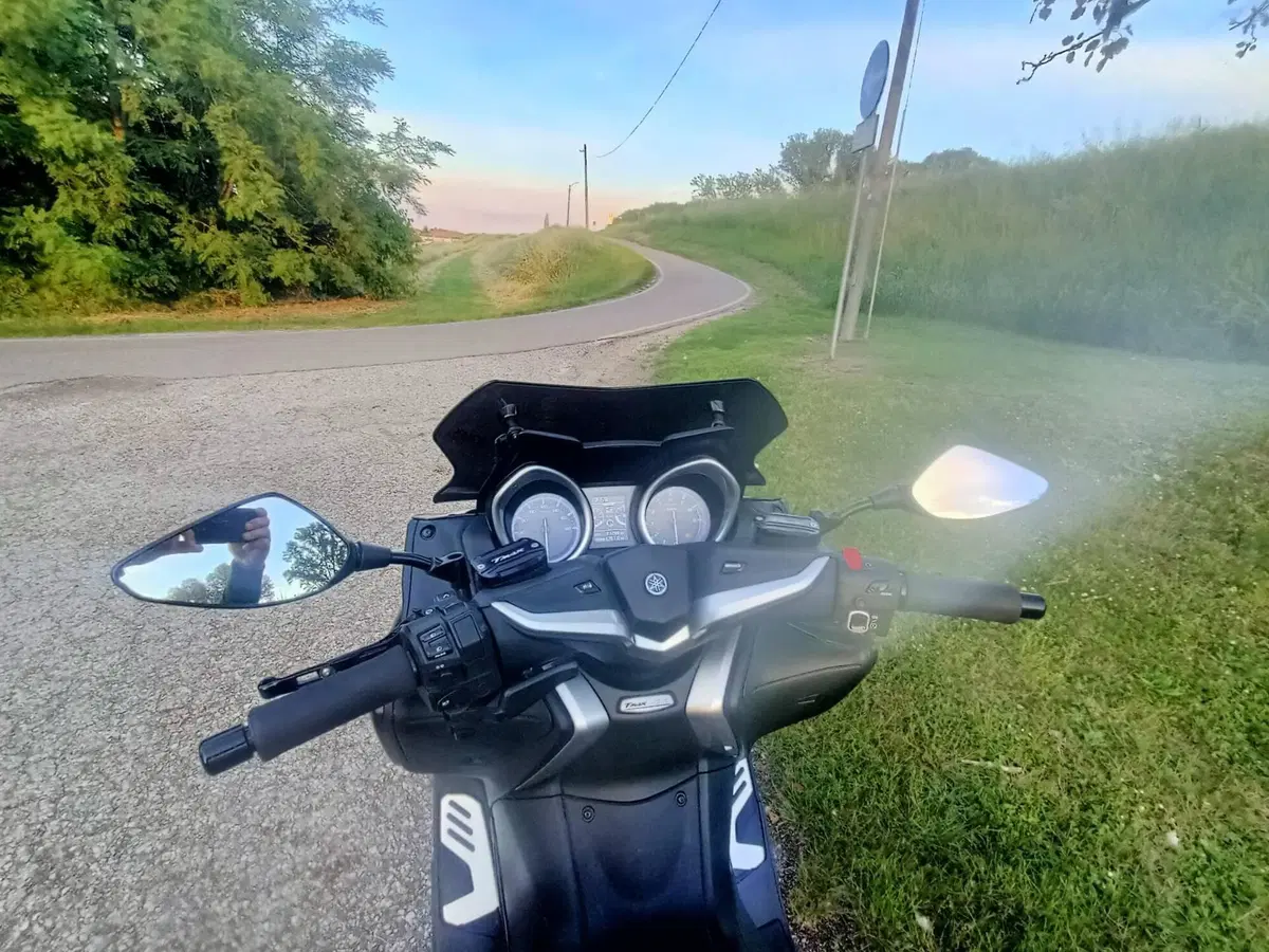Yamaha T-Max 530 SX Sport Edition (2018 - 19) (10)