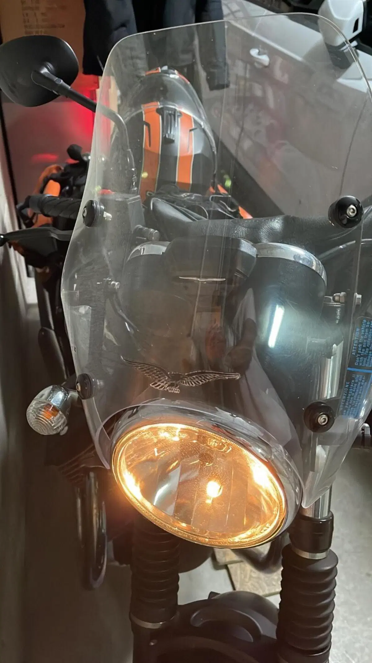 Moto Guzzi V7 II Stone (2015 - 17) (4)