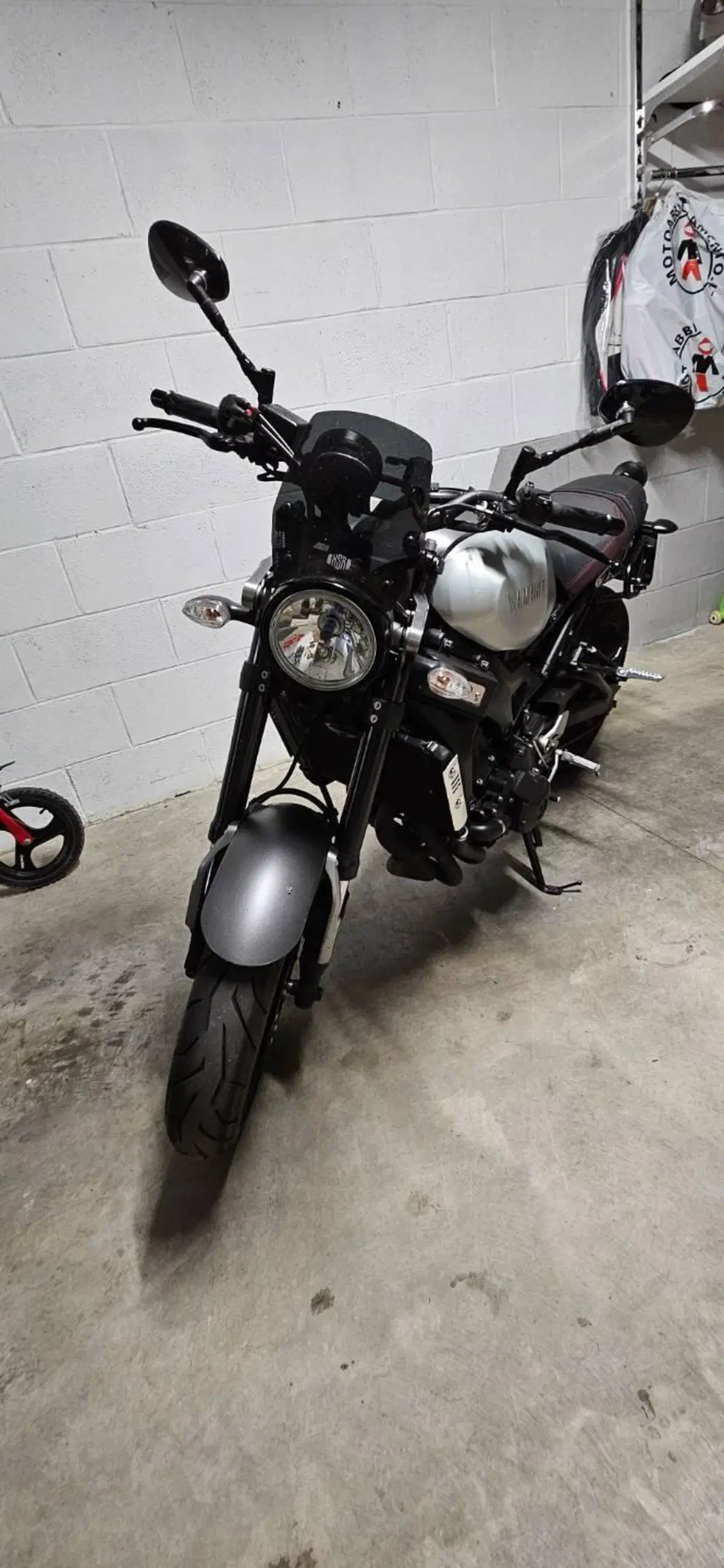 Yamaha XSR 900 ABS (2016 - 20) (2)