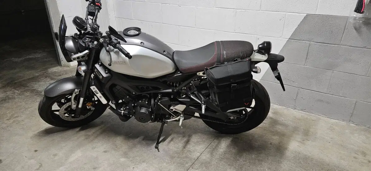 Yamaha XSR 900 ABS (2016 - 20) (5)