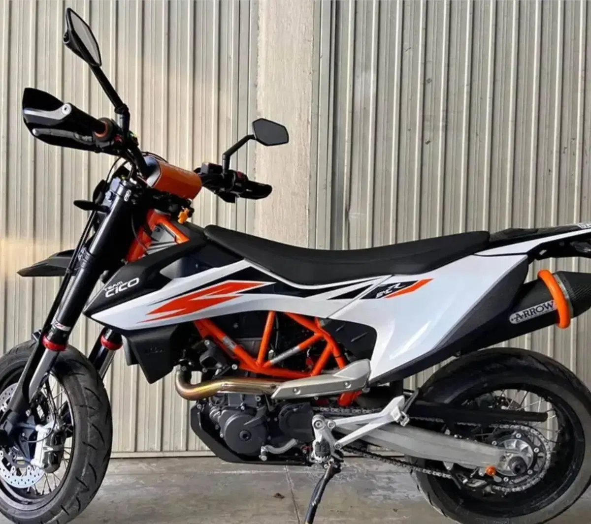 KTM 690 SMC R (2019 - 20)