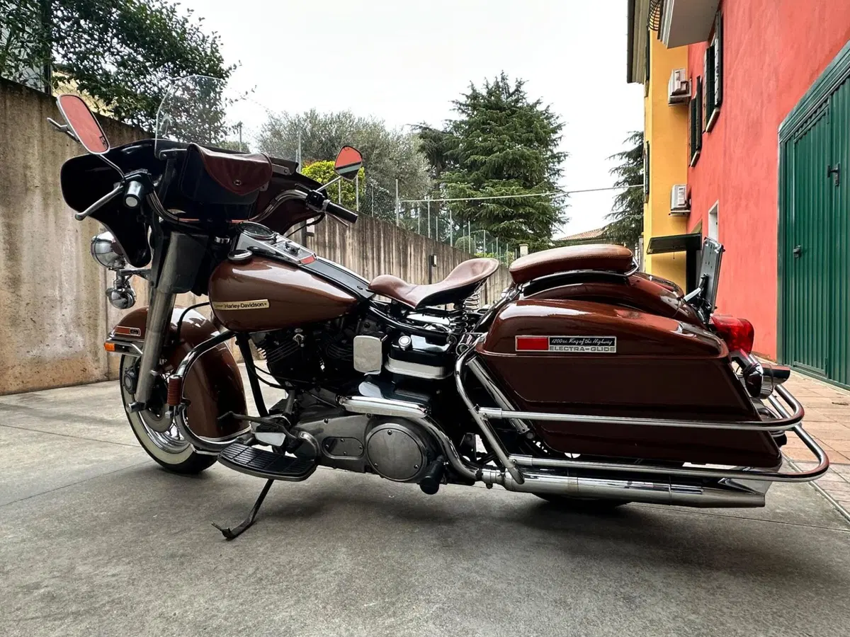 Harley-Davidson Electra glide flh (2)