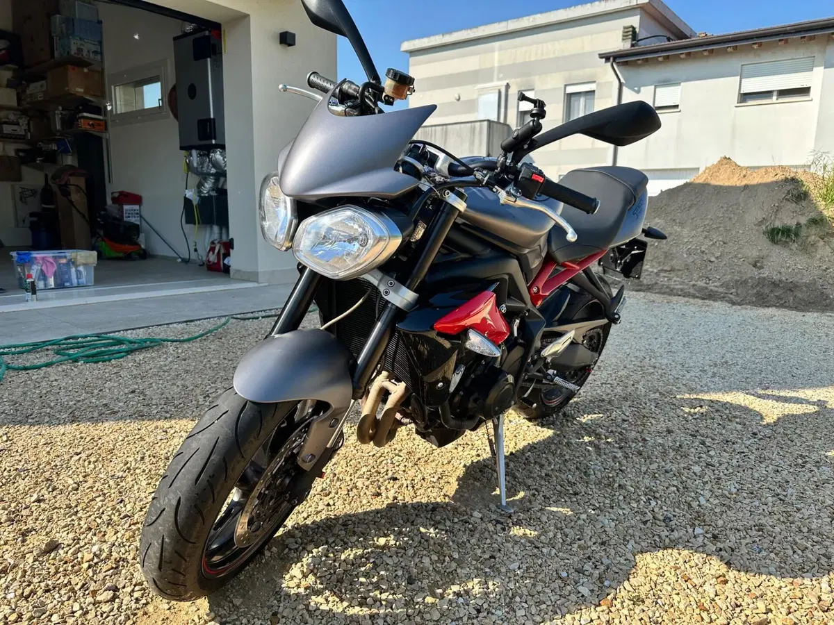 Triumph Street Triple R ABS (2013 - 17) (2)