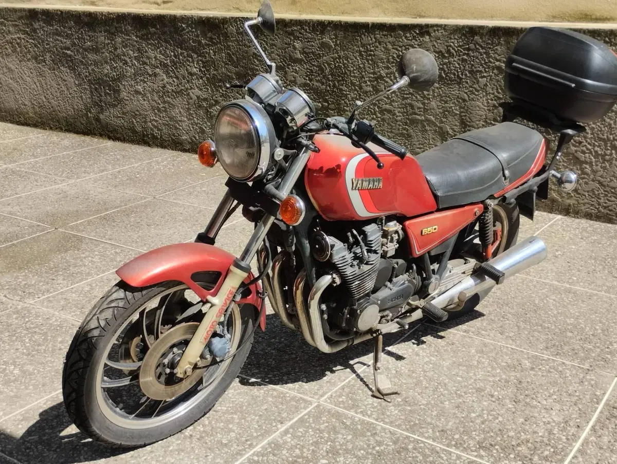 Yamaha XJ 650 (2)