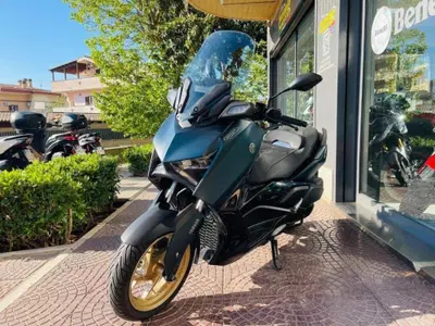 Yamaha X-Max 300 (2021 - 24) usata