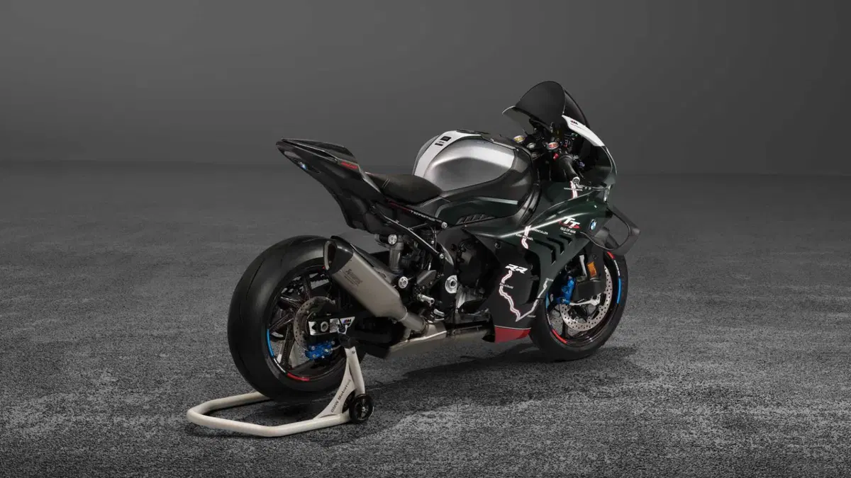 Bmw M 1000 RR M 1000 RR Limited Edition Isle of Man TT (2026) (3)
