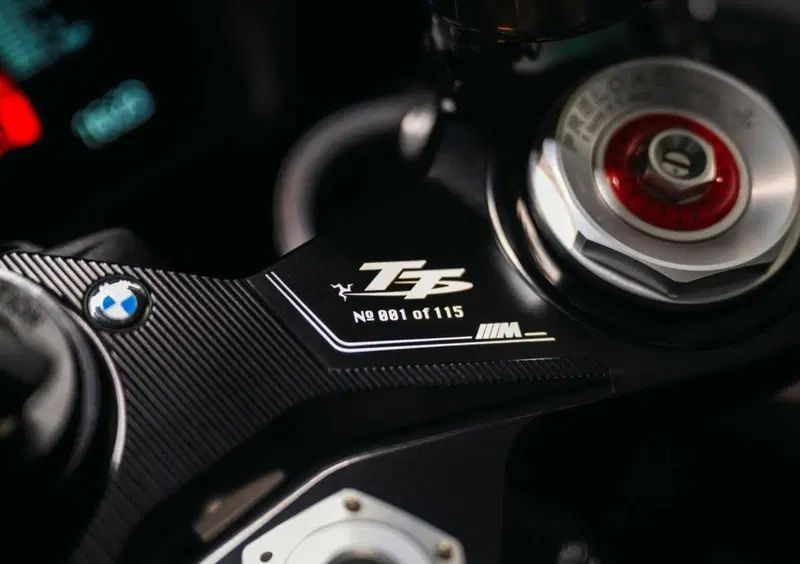 Bmw M 1000 RR M 1000 RR Limited Edition Isle of Man TT (2026) (13)