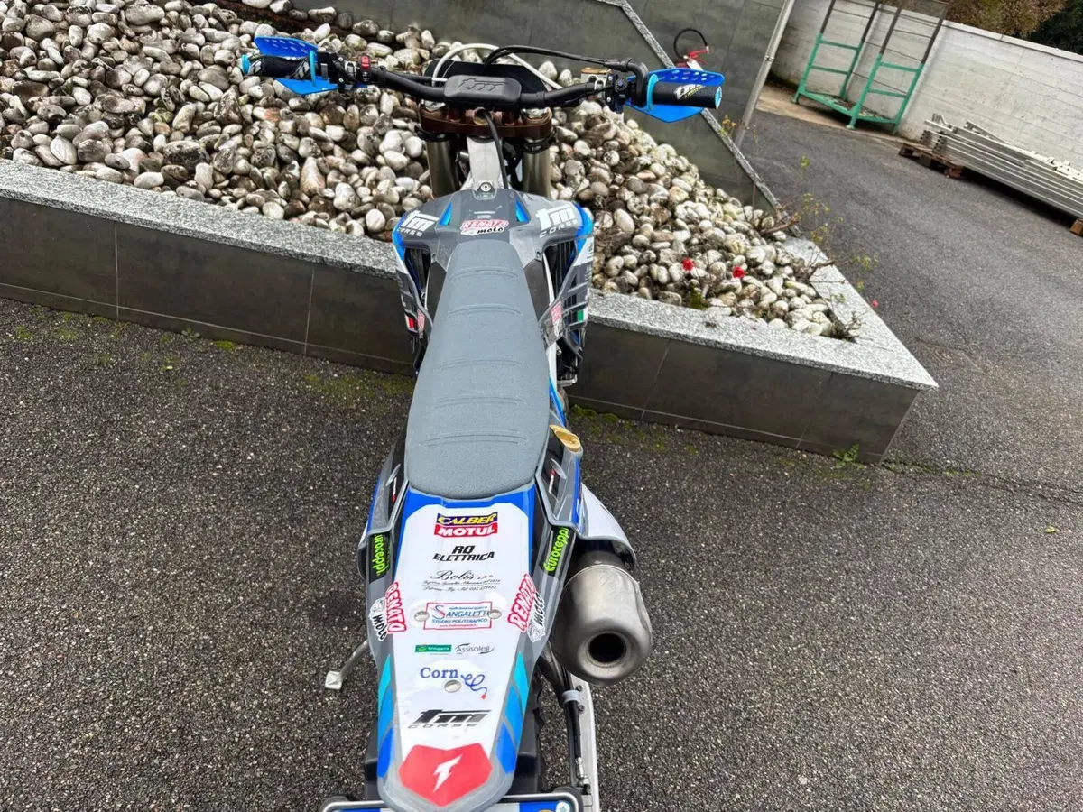 Tm Moto EN 300 ES Fi 4T TM Corse (2025) (5)