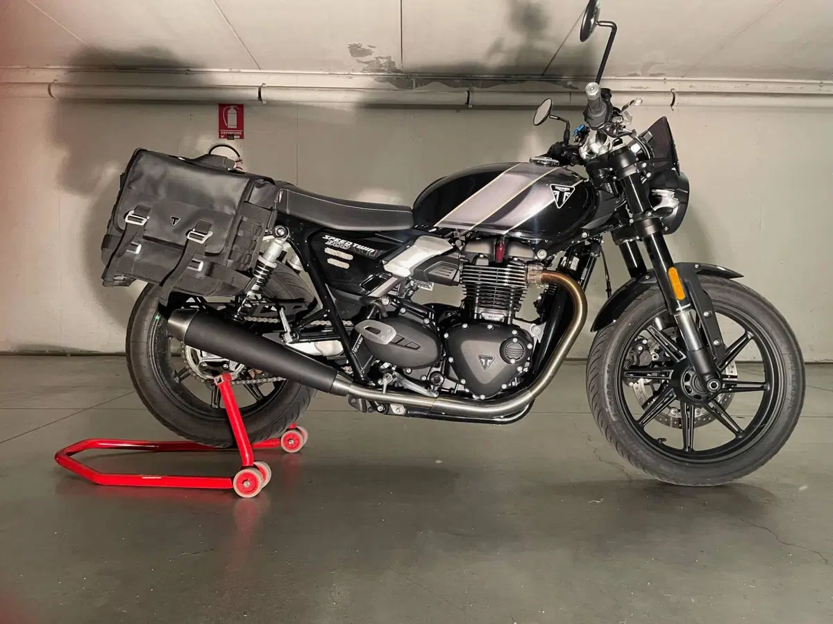 Triumph Speed Twin 900 (2025 - 26) (2)