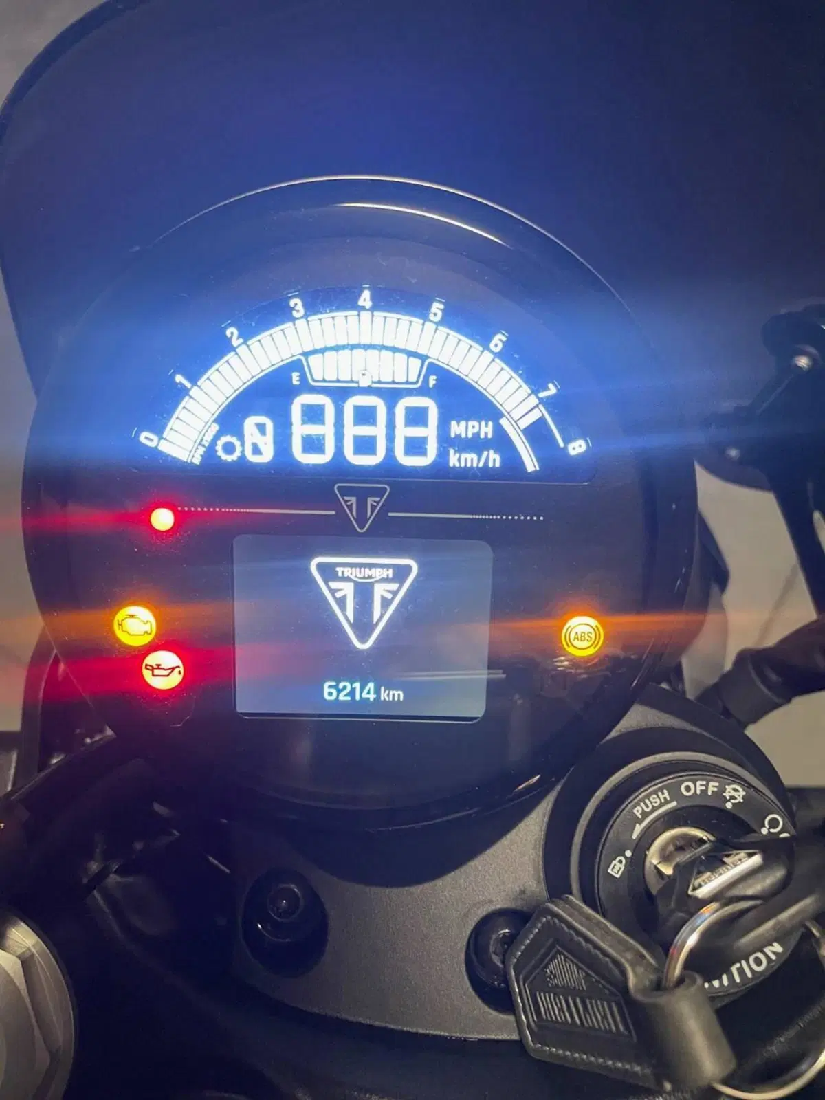 Triumph Speed Twin 900 (2025 - 26) (4)