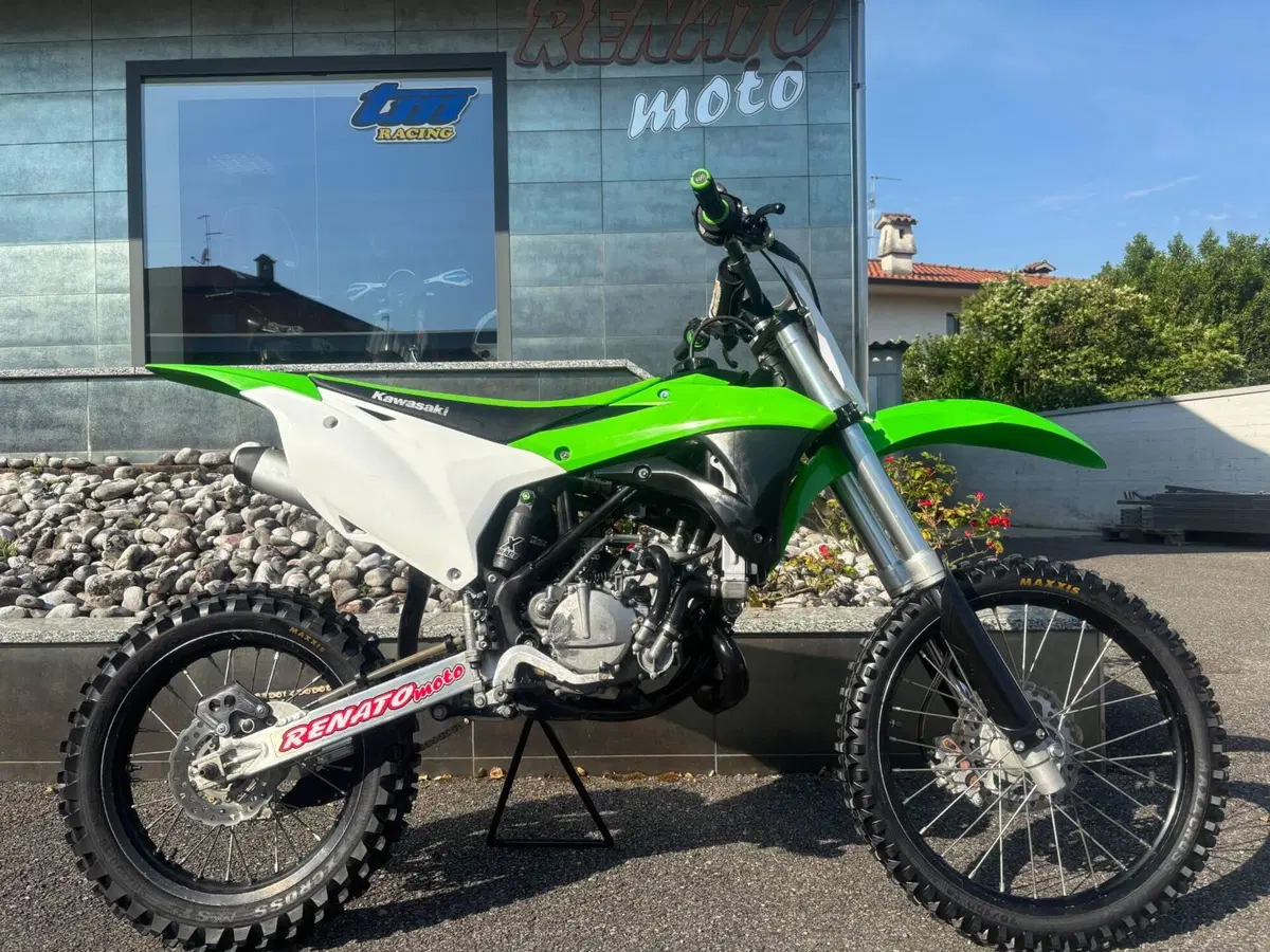 Kawasaki KX 85 (2016 - 17) (2)