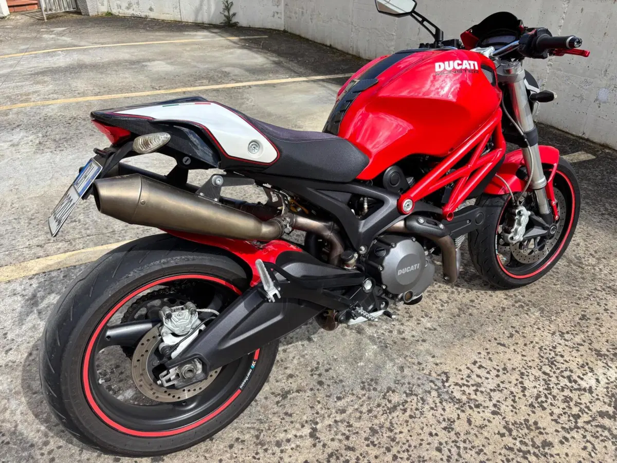 Ducati Monster 696 Plus (2007 - 14) (3)