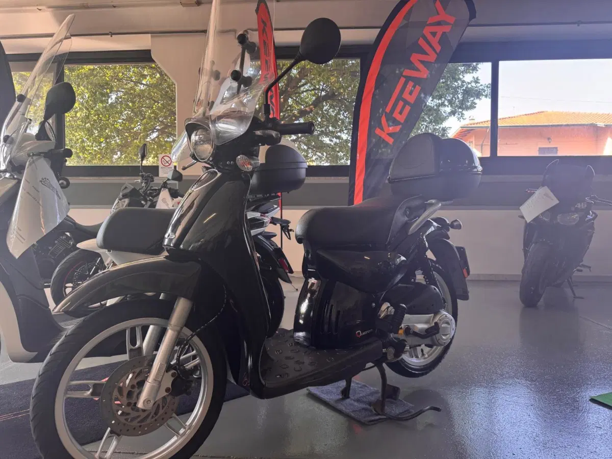 Aprilia Scarabeo 50 4t 4V (2009 - 17) (2)