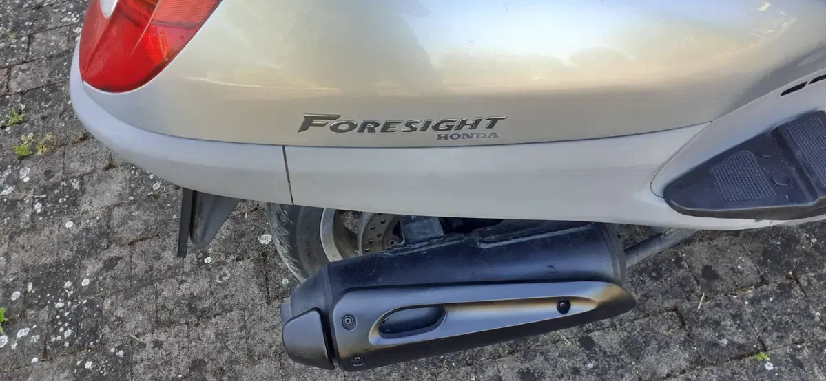 Honda Foresight (1998 - 2004) (11)