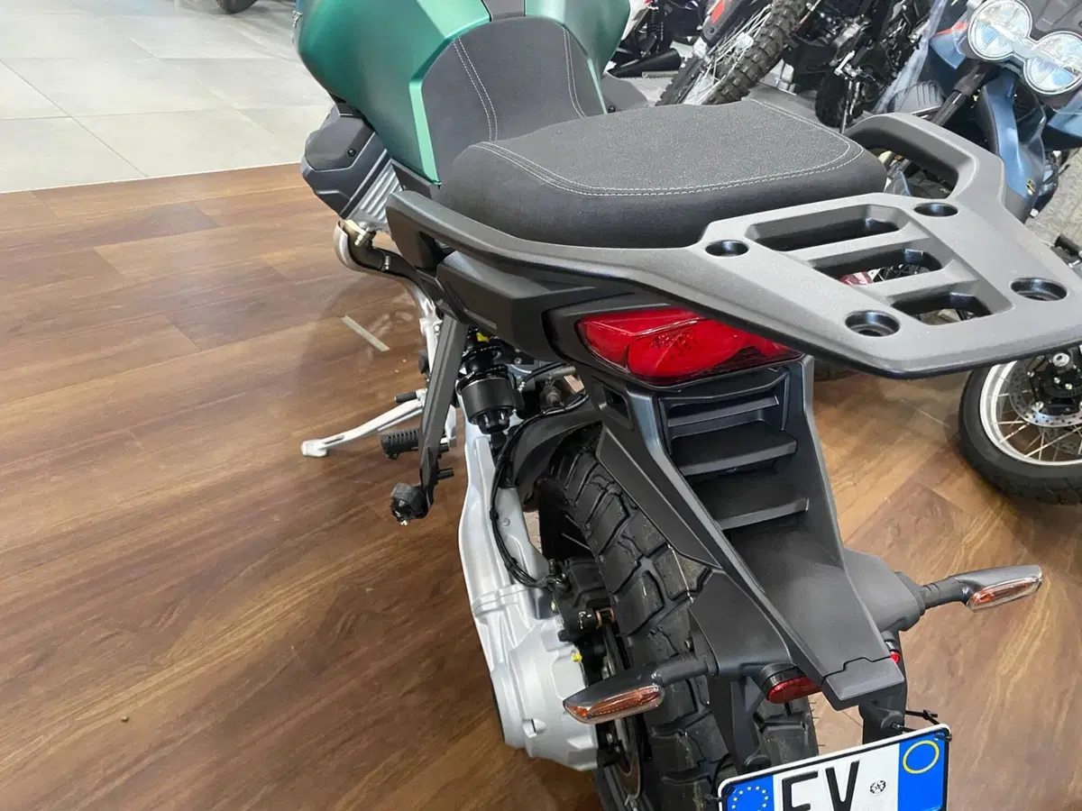 Moto Guzzi Stelvio PFF (2024 - 26) (6)