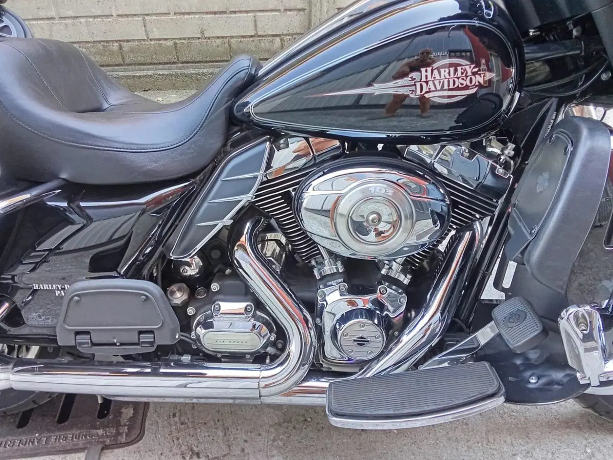 Harley-Davidson 1690 Electra Glide Classic (2010 - 12) - FLHTC (10)