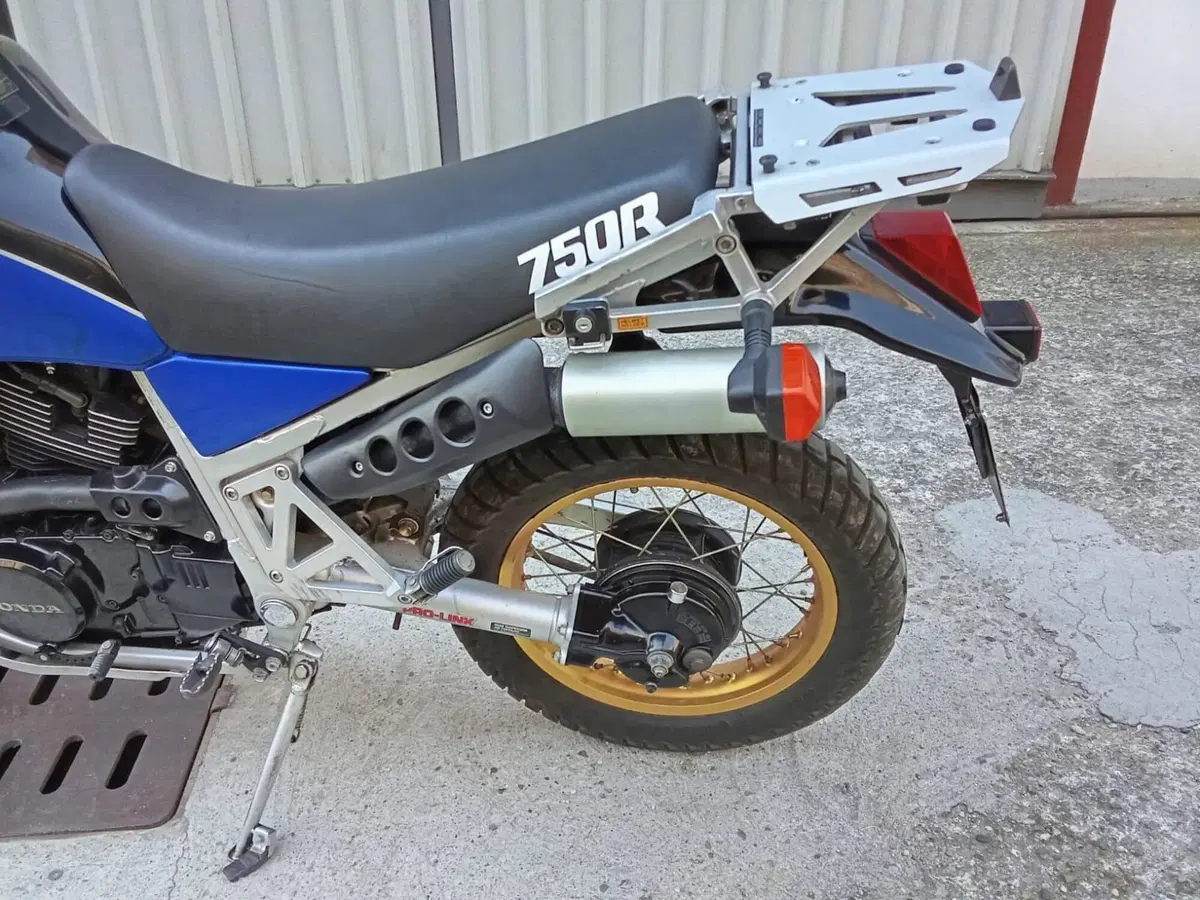 Honda XLV 750 (4)