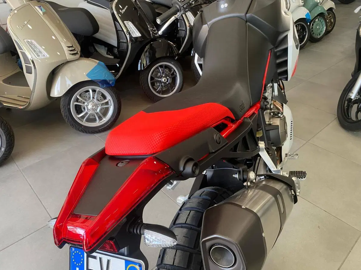 Aprilia Tuareg 660 (2025 - 26) (5)