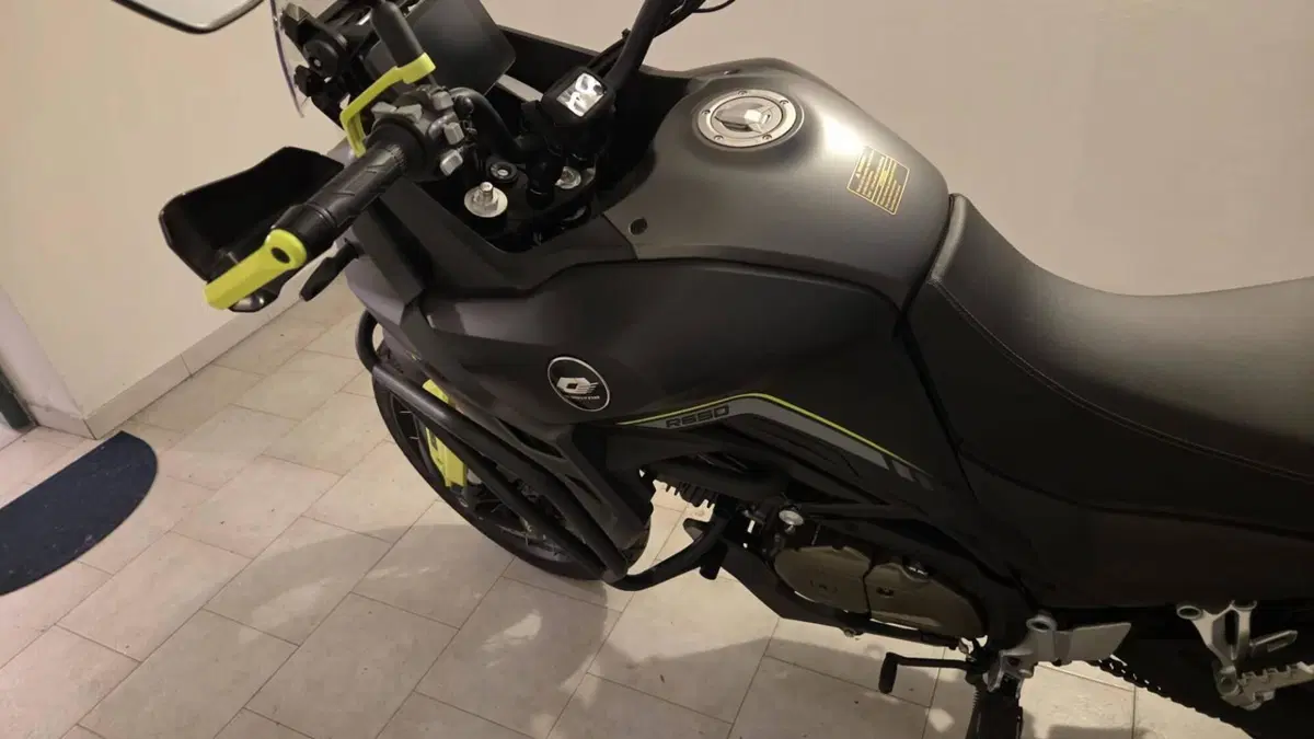 QJ Motor SVT 650 X (2025 - 26) (6)