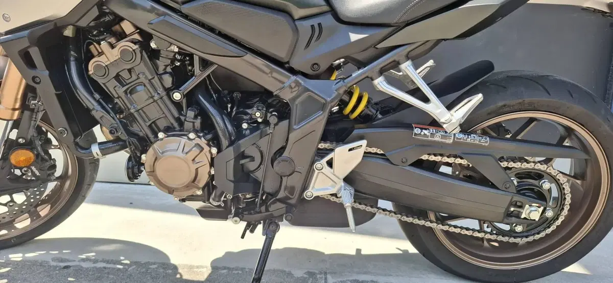 Honda CB 650 R (2021 - 23) (6)