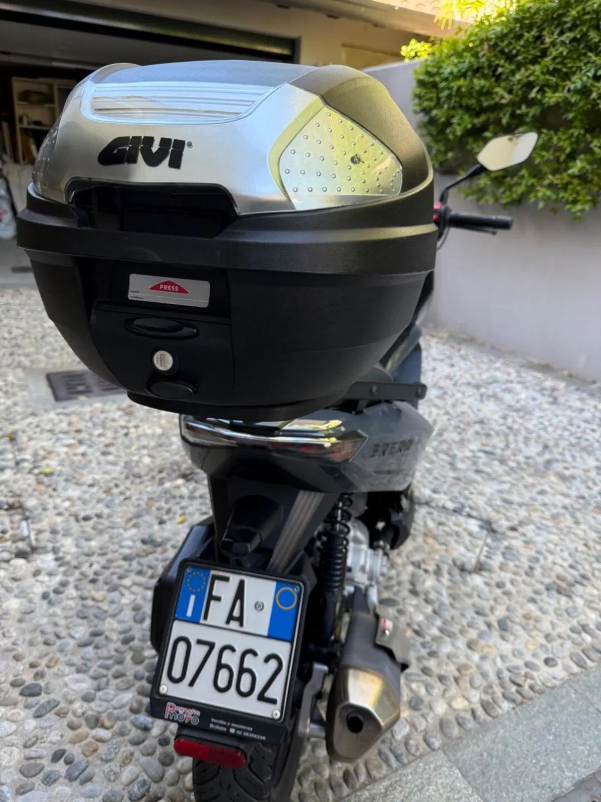 Kl Brera 300 (2022 - 25) (10)