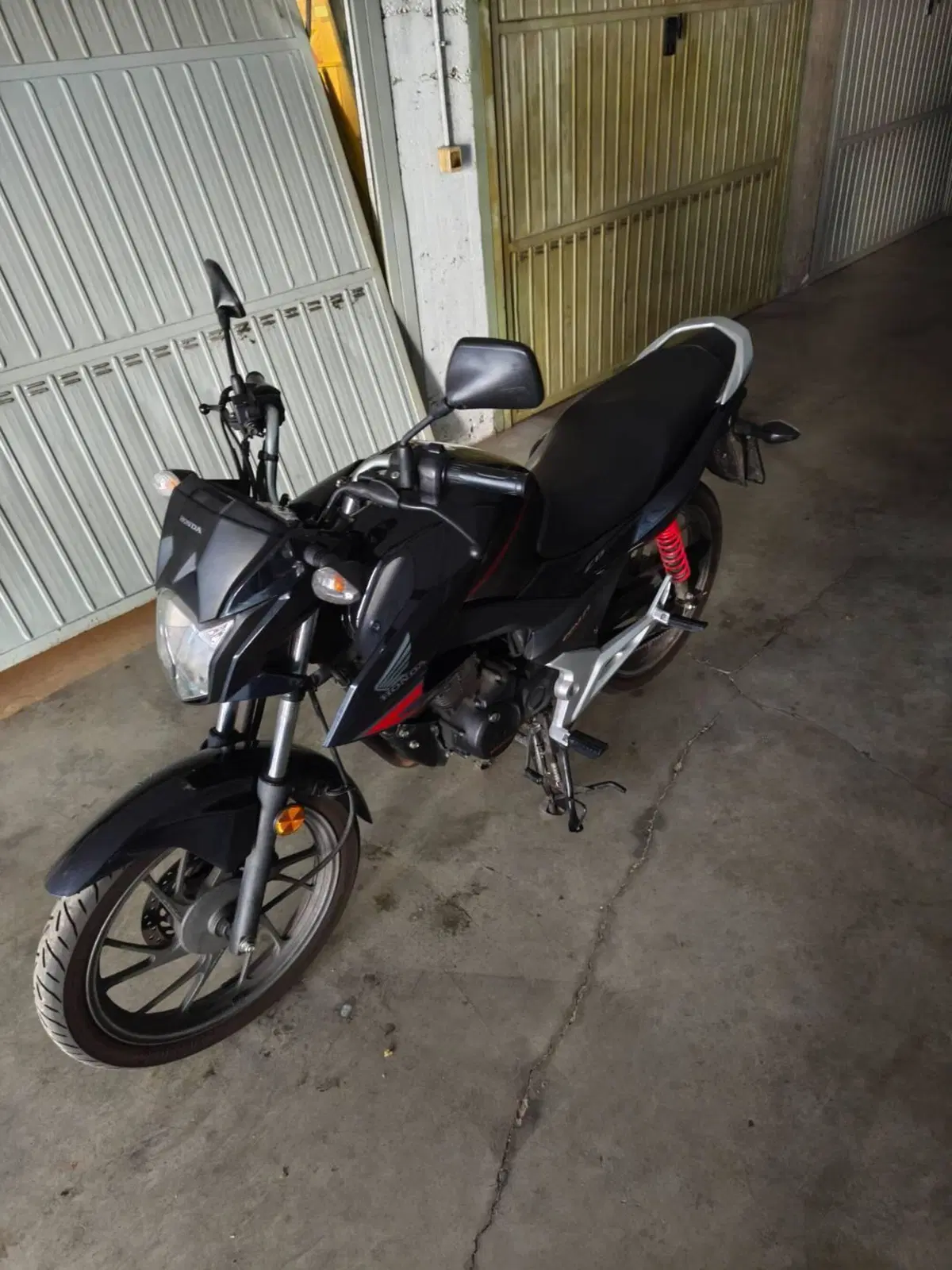 Honda CB 125 F (2017 - 20) (4)