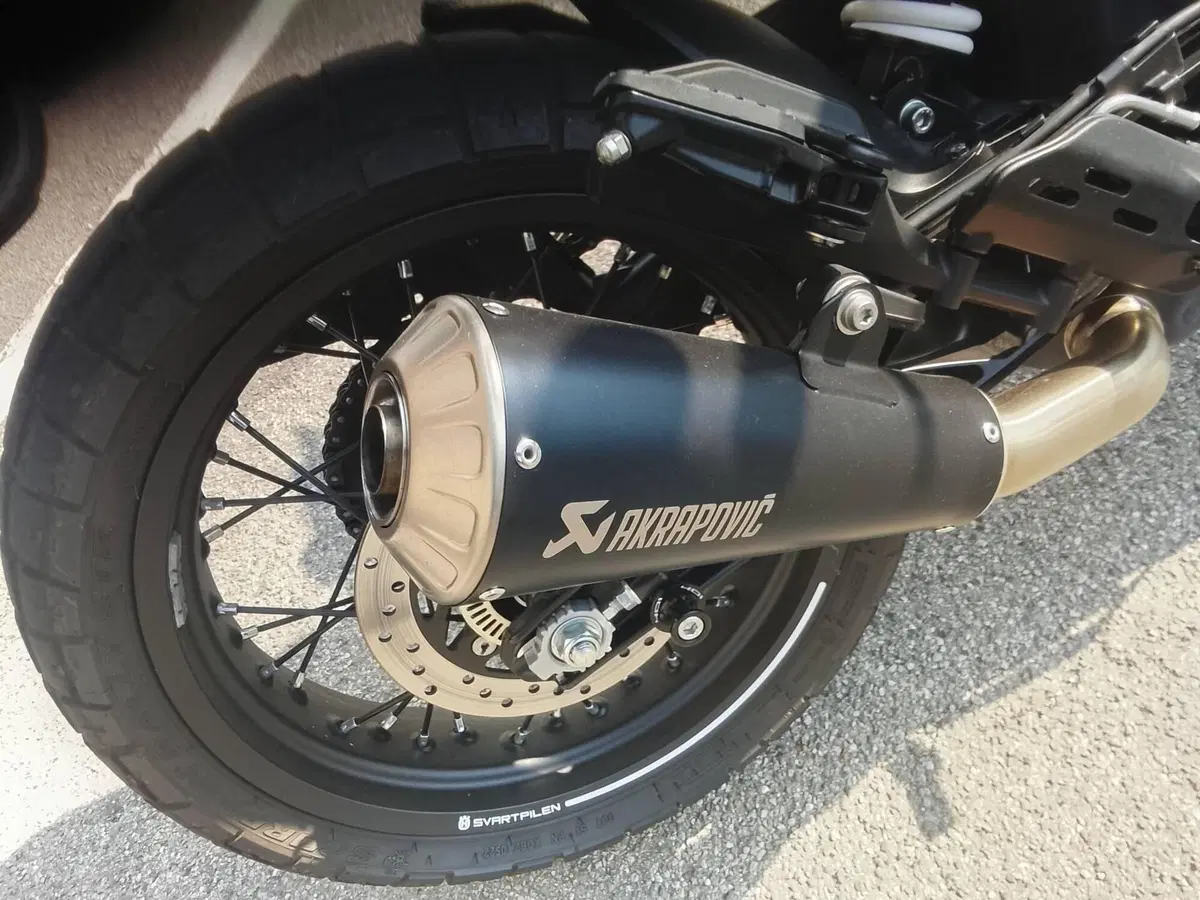 Husqvarna Svartpilen 401 (2021 - 23) (6)