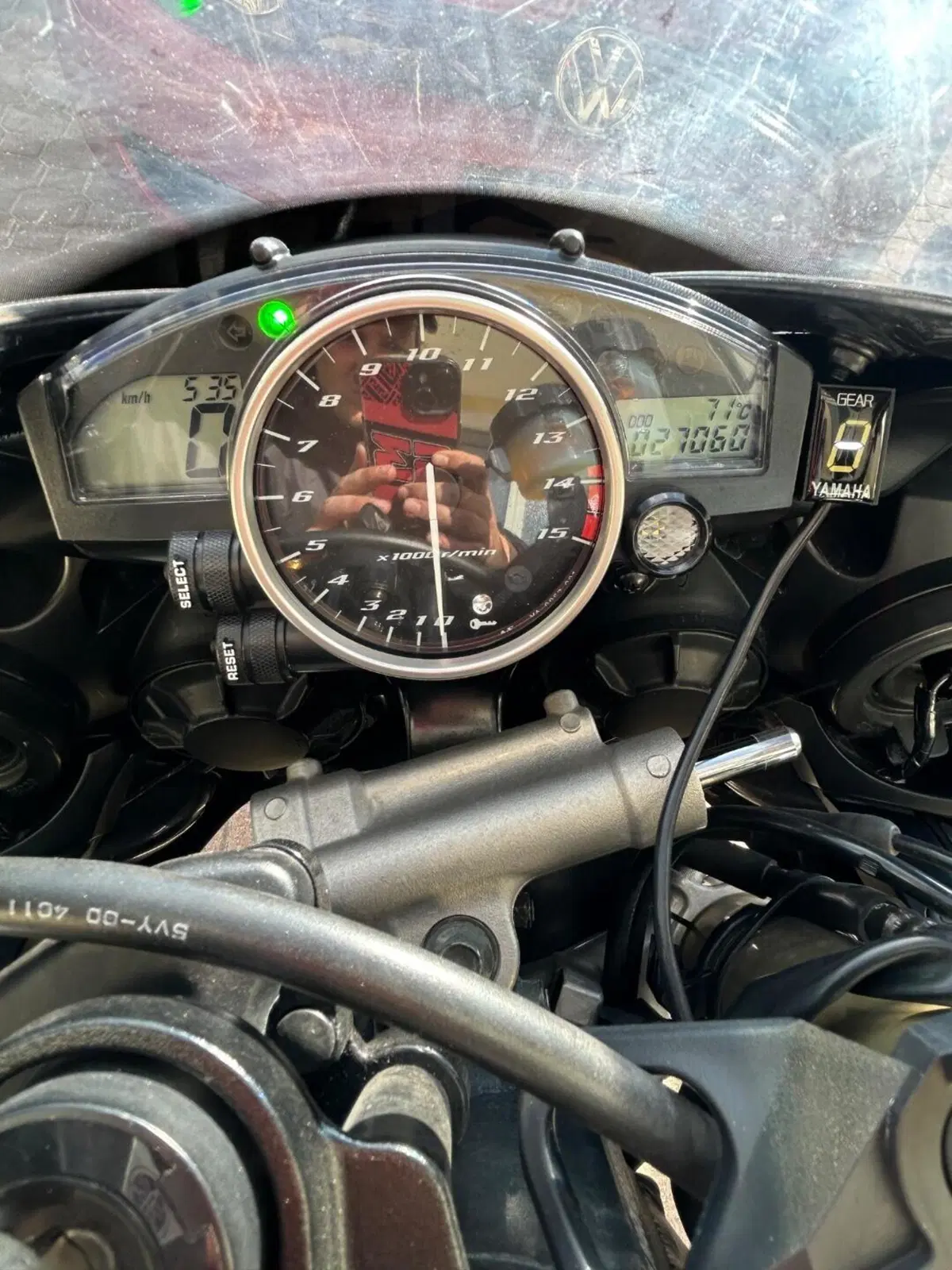 Yamaha YZF R1 (2004 - 05) (5)