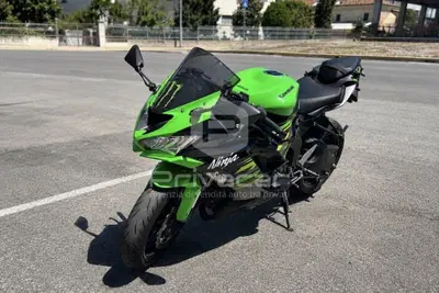 Kawasaki Ninja 636 ZX-6R KRT (2019 - 20) usata