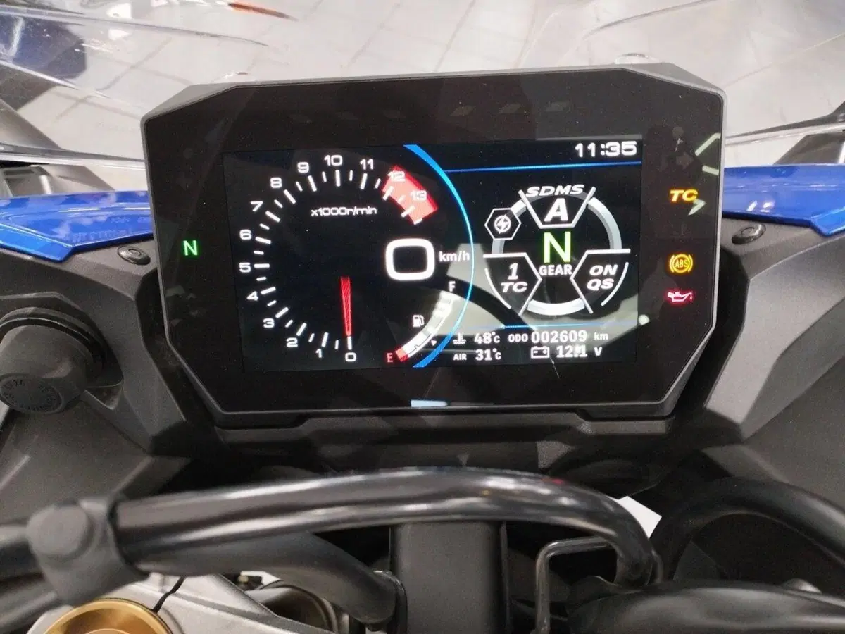 Suzuki GSX S 1000 F ABS (2014 -17) (6)
