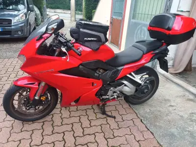Honda VFR 800 F (2017 - 20) usata