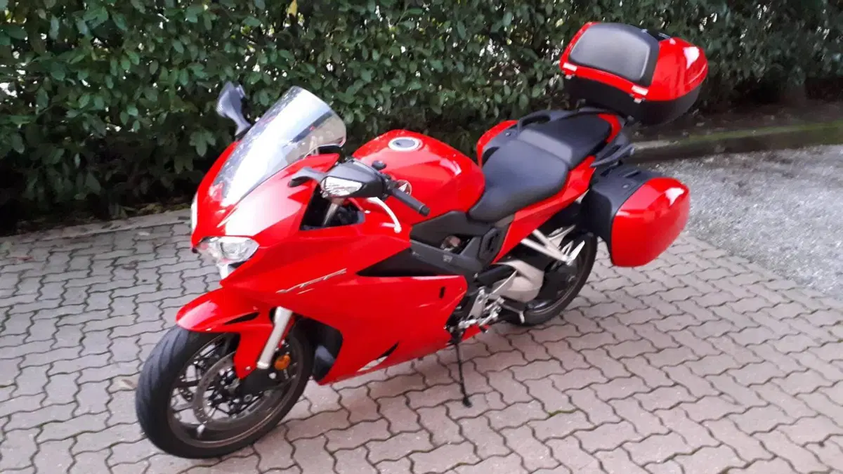 Honda VFR 800 F (2017 - 20) (3)