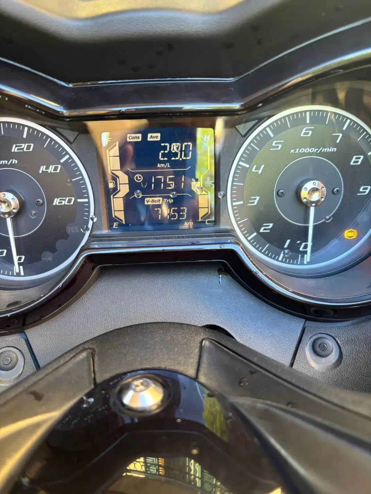 Yamaha X-Max 300 (2021 - 24) (5)