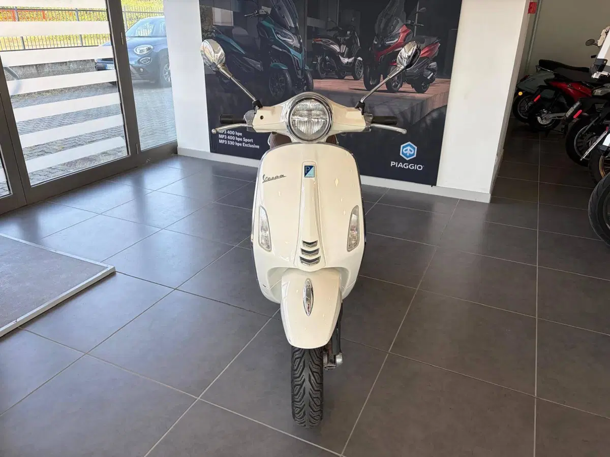 Vespa Primavera 50 4T (2018 - 20) (2)
